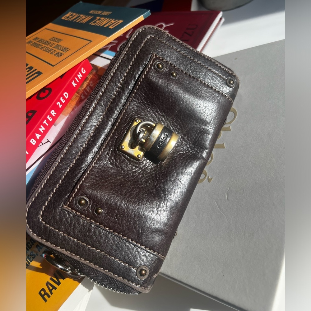 Chloe Zip around wallet Full inclusion